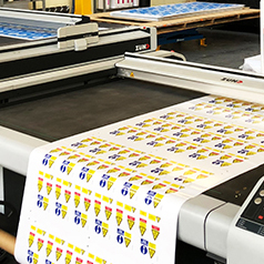 machines d'impression et de découpe numérique chez Groupe DEA