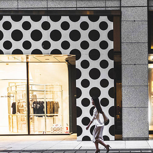 habillage de façade de boutique solutions sur mesure