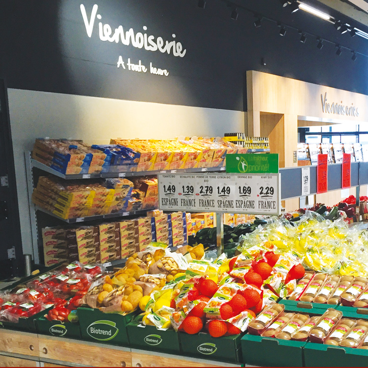 segmentation rayonnage par de la signalétique intérieure en magasin alimentaire