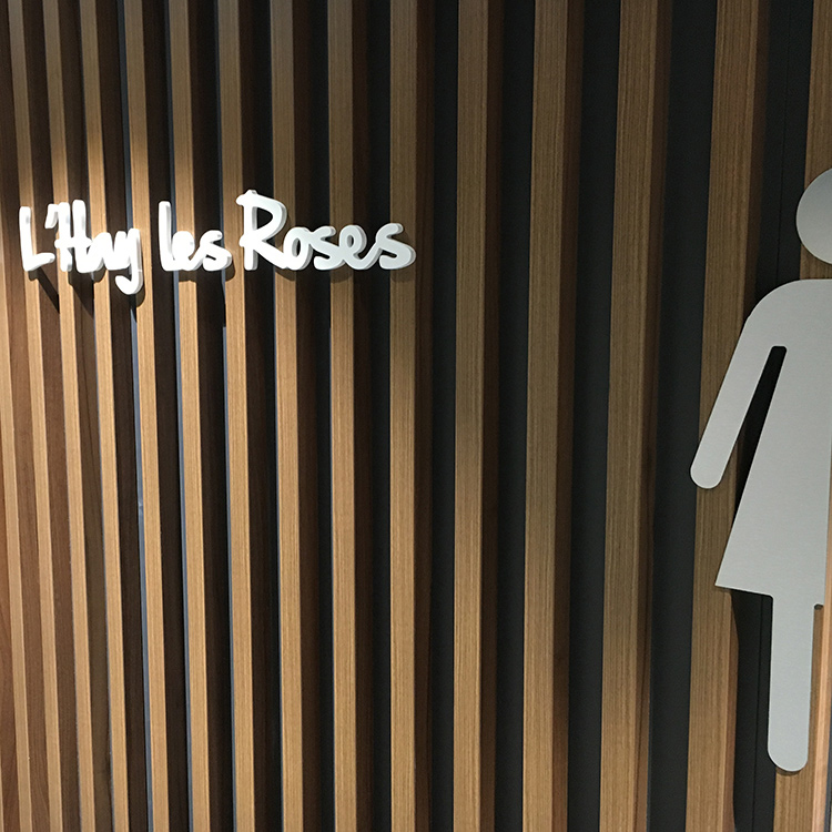Lettres découpées en polystyrène